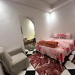 Mini Studio