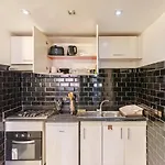 Studio Ideal Pour Votre Sejour Au Coeur De Gueliz