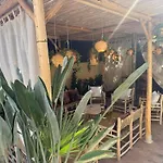 Villa Boheme Avec Personnel De Maison