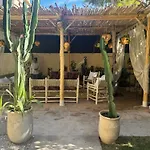 Villa Boheme Avec Personnel De Maison