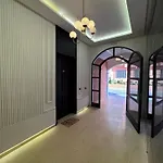 Downtown Apartment With Pool