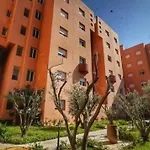 Riad Appart F3 Exceptionnel A Gueliz - A 5 Min De La Gare - Piscine, Wi-Fi Et Parking Au Coeur De Marrakech