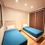 Appart De Luxe Family & Piscine Pres De Gueliz