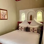 Riad La Caleche & Spa