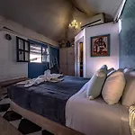 Riad Lauriers Blancs