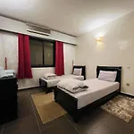 Central Oasis Spacious Apartment