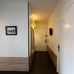 Central Oasis Spacious Apartment