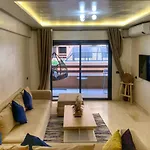 Cozy Studio With Pool Balcony Heart Of Gueliz