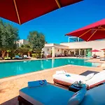 Villa Tal Marrakech Sejour Vip Avec Piscine, Restaurant Et Services Premium