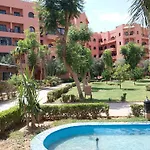 Propriete Avec 2 Chambres En Village Prive Marrakech Avec Piscines