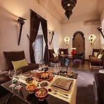 Les Jardins D Henia Riad And Hammam
