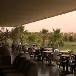 Prestigia Golf City Apartment