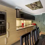 The Sapphire Apartment With Private Swimming Pool & Hot Tub - Hivernage Quarter - By Goldex Marrakech