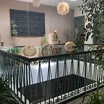 Bed Square Hostel
