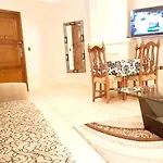 Apartment Rue El Qadi Ayad