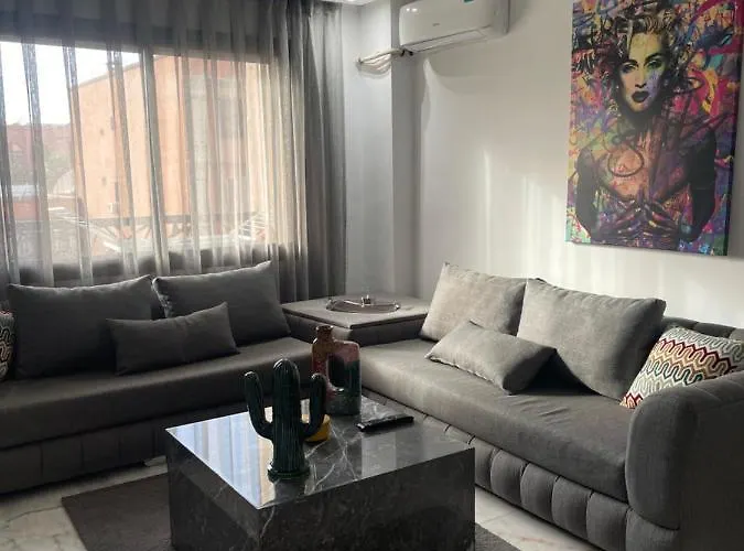 Super Appartement Au Coeur De Marrakech