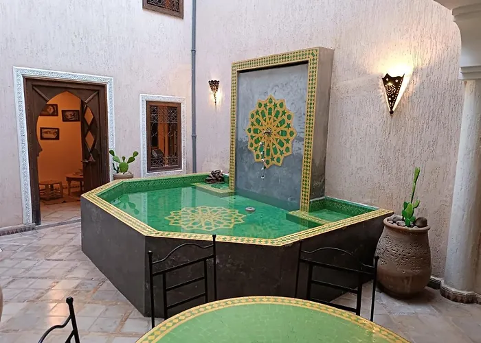 Riad Dar Naai Privatif 3 Chambres 6 Pers Place Jemma El Fna