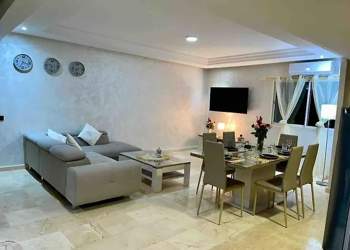 Appartement Haut Standing 3 Chambres Avec Terasse Quartier Gueliz Hivernage A Marrakech I19