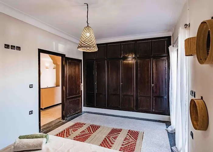 Central Majorelle Apartment Sleeps 4