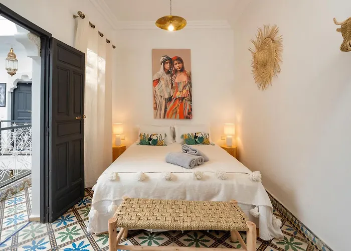Riad Des Sables-Exclusive -4 Suites -Swimming Pool