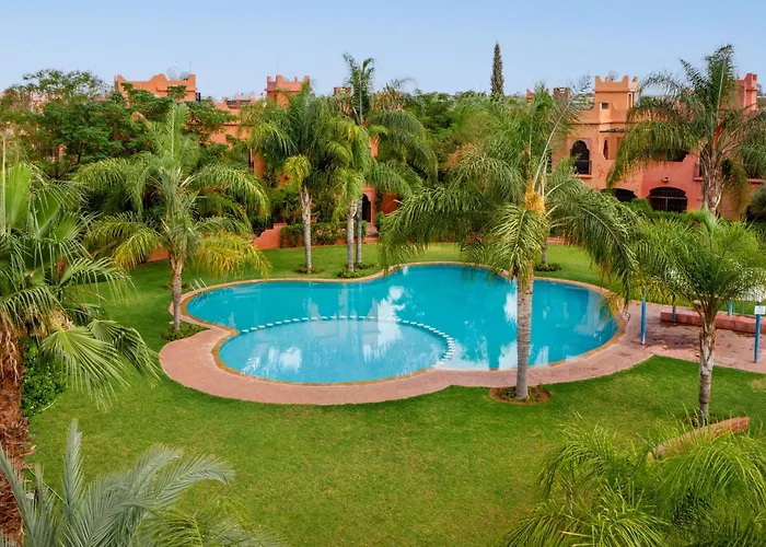 Magnifique Villa De 320 M2 Avec 2 Piscines