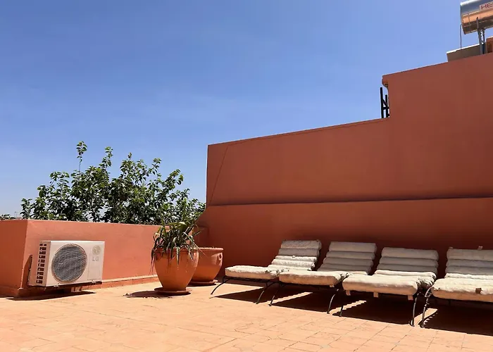 Villa Targa Piscine 10 Minutes Du Centre - Ark Realty