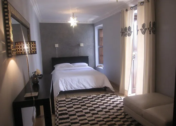 Riad Azza