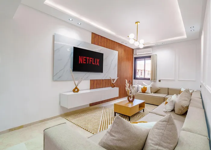 Elegant And Cozy 3 Bedrooms In Hivernage