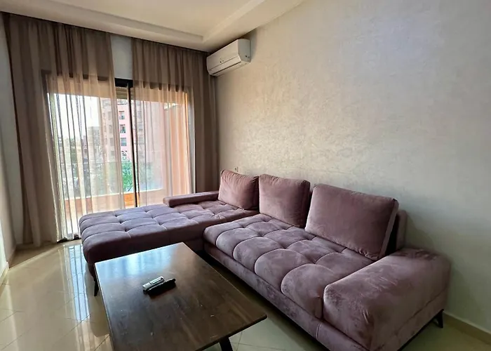 Chambre Salon A Avenue Med 6 Centre De Gueliz 10