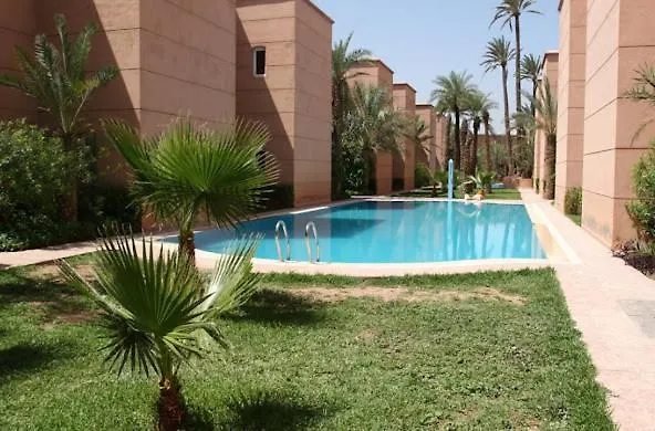 Qaria Syahia Riad Camelia