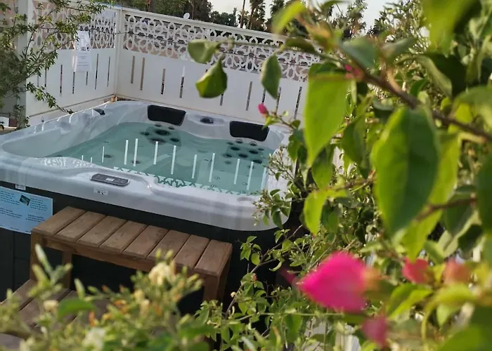 Riad & Spa Sous Le Soleil Chez Jerome Et Pamela Ch Lagon