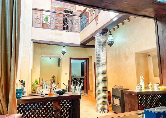 Petit Riad Authentique Tout Proche De Dar El Bacha