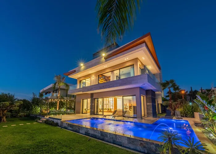 Villa Talia, Luxury Stay, Golf & Lake View