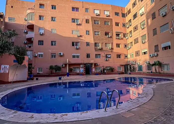 Superbe Appartement En Residence, Marrakech Guiliz