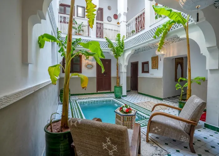 Riad Les Dunes And Spa