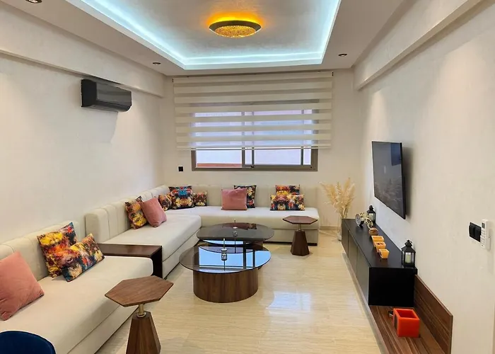 Modern 2 Bedrooms Apartment
