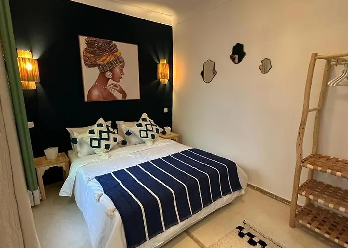 Dar Julia En Exclusivite Avec Jacuzzi