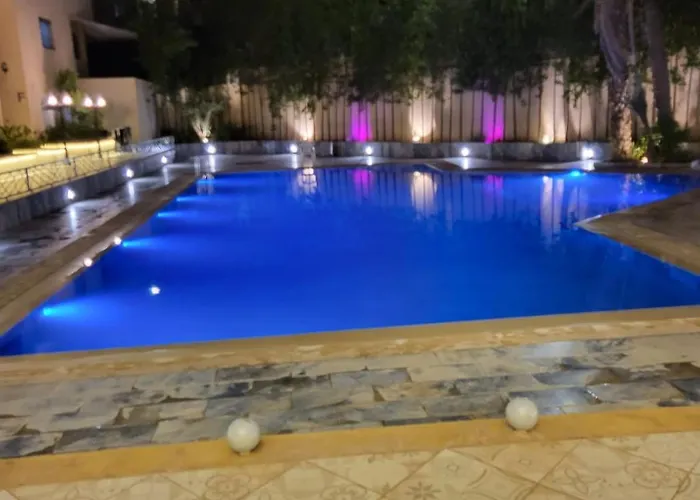 Calista Appart Hotel Piscine