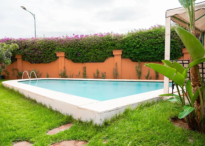 Villa 5 Chambres Pour Famille Avec Piscine & Parking