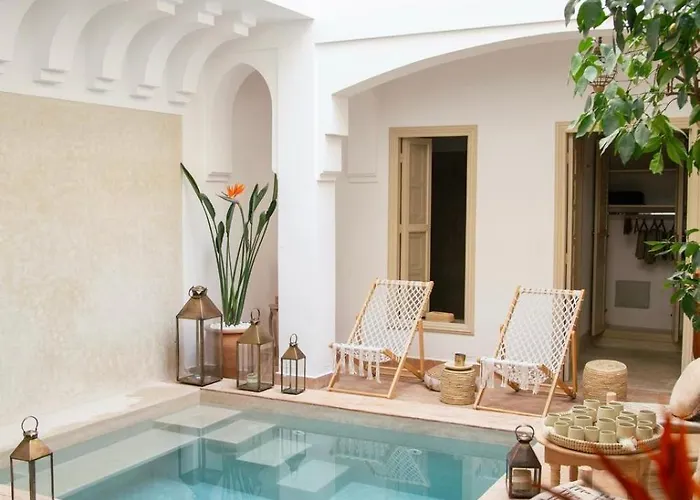 Riad A L\'Ombre Des Orangers
