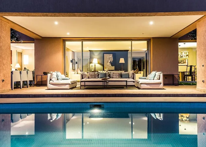 Al Maaden 132 - Luxury Front Line Golf Villa With Heated Pool