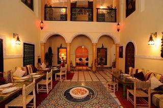 Abhar Apartment *