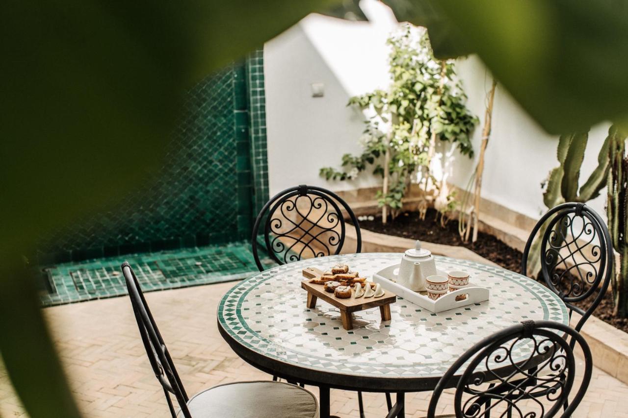 Nayanour Guest house