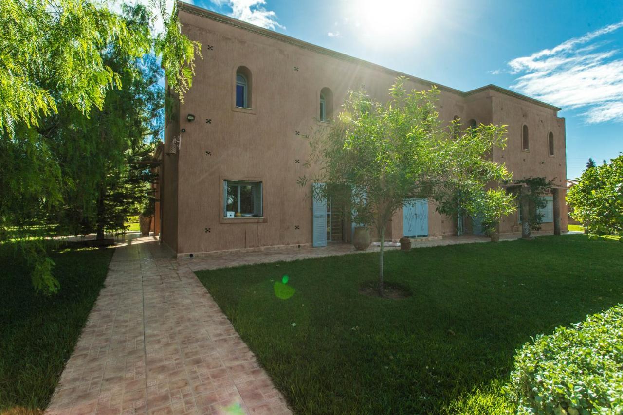 Villa Les Oliviers - A Setting Of Tranquility *