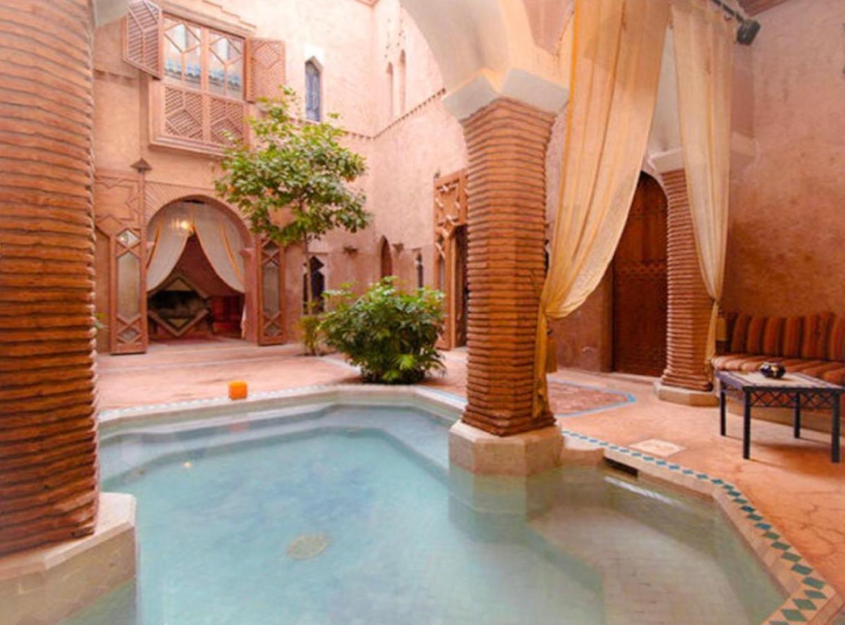 Zahir Riad *