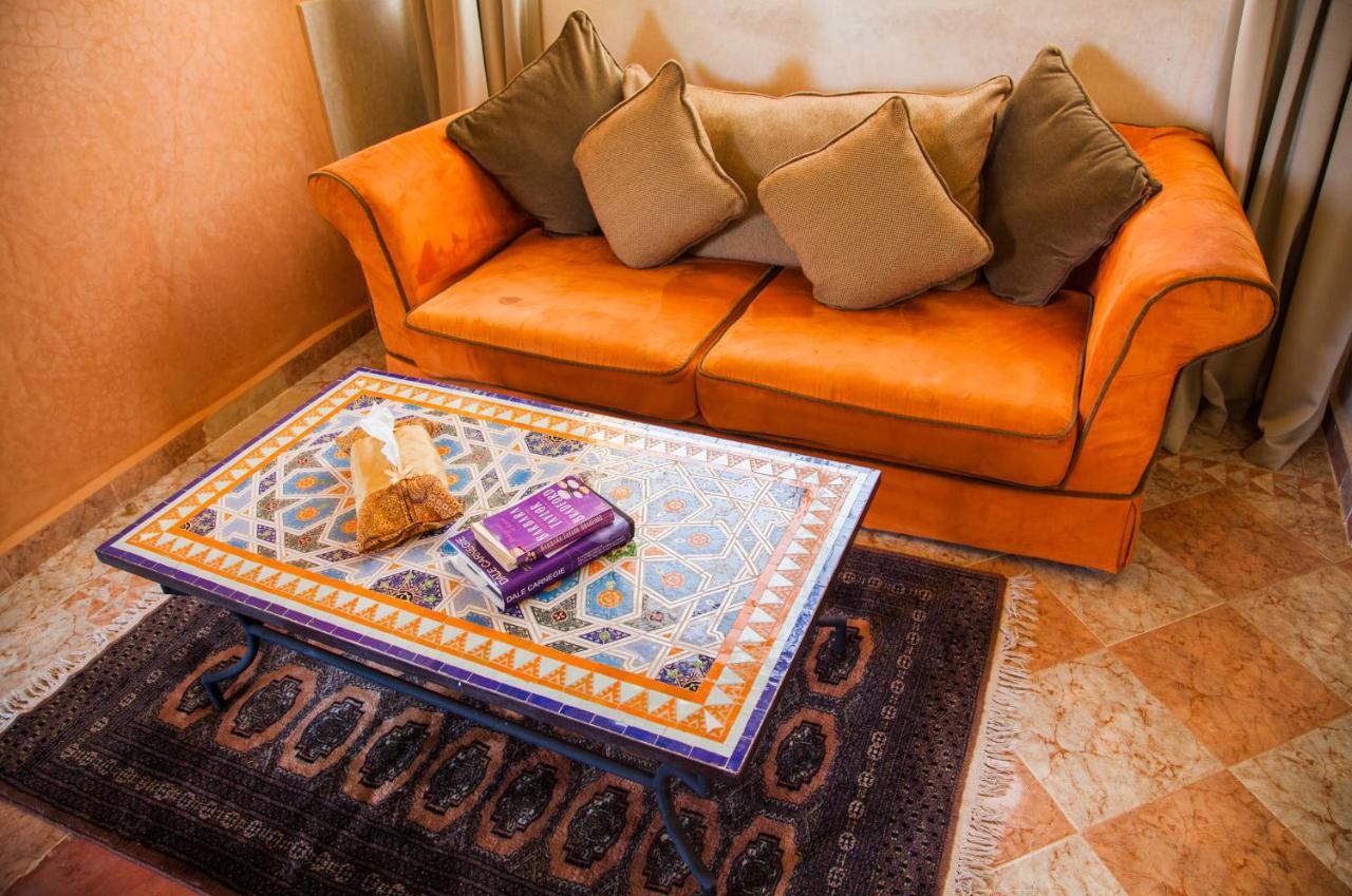 Mayo Riad 2*