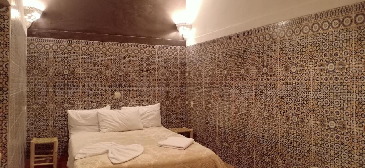 Riad White House *