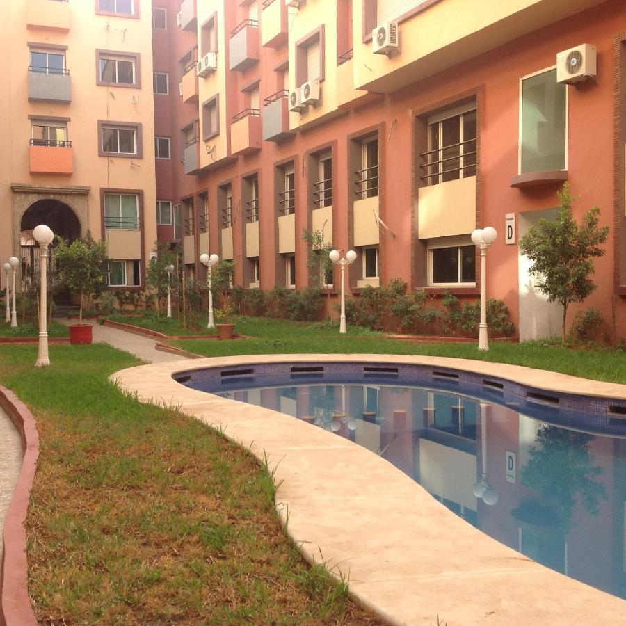 “etoile D'or” Porte De Gueliz 40 000 Marrakech . Homestay