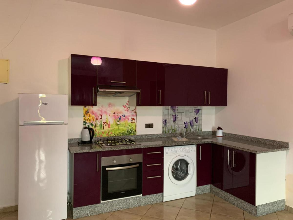 Grand Appartement, Résidence Familiale Avec Grande Piscine Et Jardin Bio Apartamento