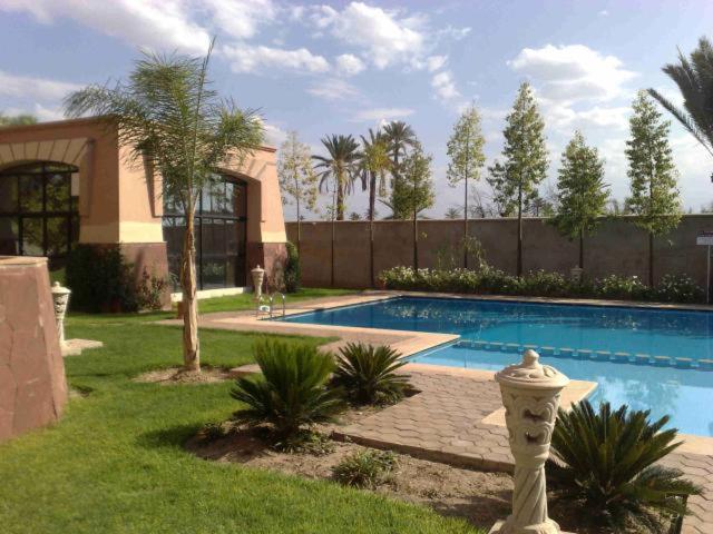 Patios Et Jardins *